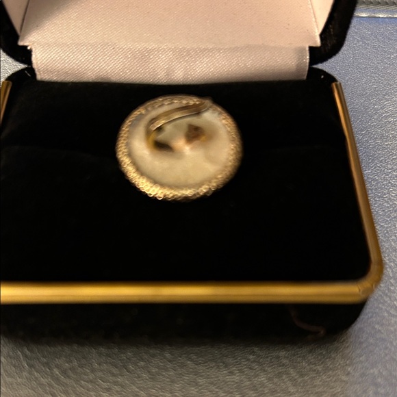 Gold-Tone Button Accessory - Picture 6 of 11